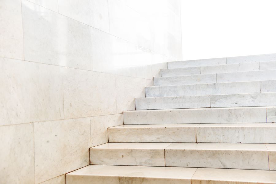 Cration d'escaliers en marbre sur Hyres